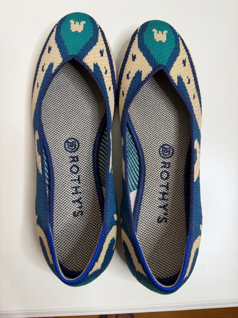 Rothy's Blue Teal and Cream Patterned Knit Flats